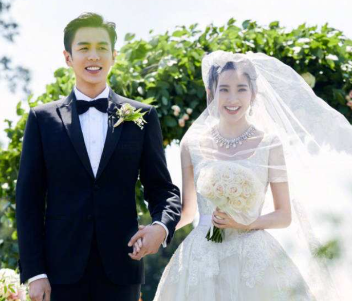 唐藝昕接女兒放學，張若昀4歲女兒近照 36