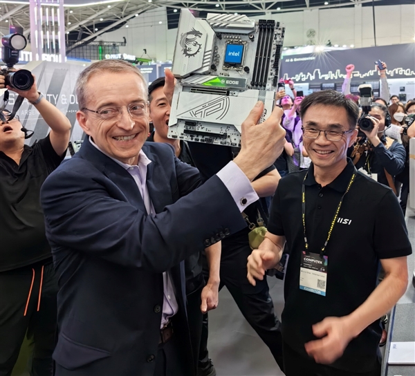 微星主板首秀CAMM2、Mini_CUDIMM兩大革命性內(nèi)存！下代普及四大徒手DIY設(shè)計