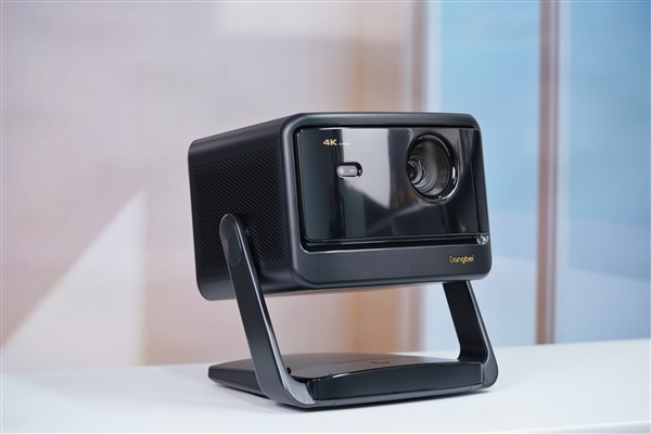 360°無(wú)死角旋轉(zhuǎn)！當(dāng)貝X5S Pro旗艦投影儀圖賞