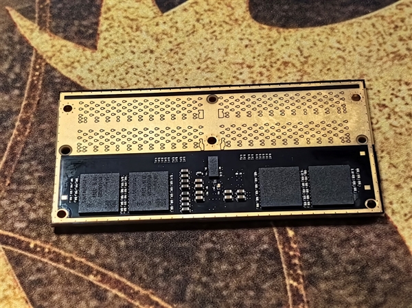 微星主板首秀CAMM2、Mini_CUDIMM兩大革命性內(nèi)存！下代普及四大徒手DIY設(shè)計