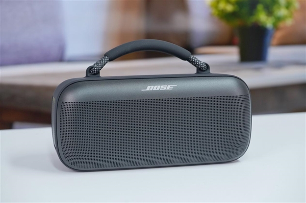 一次充電暢聽20小時(shí)！Bose SoundLink Max手提音箱圖賞