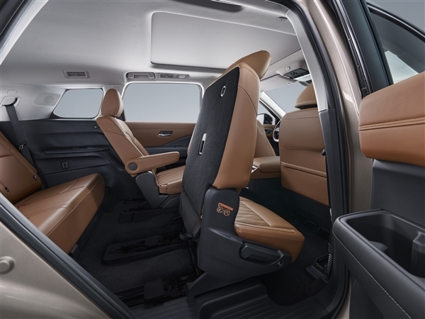 限時僅21.98萬起 日產(chǎn)中大型SUV探陸新車型上市：真的拼了！