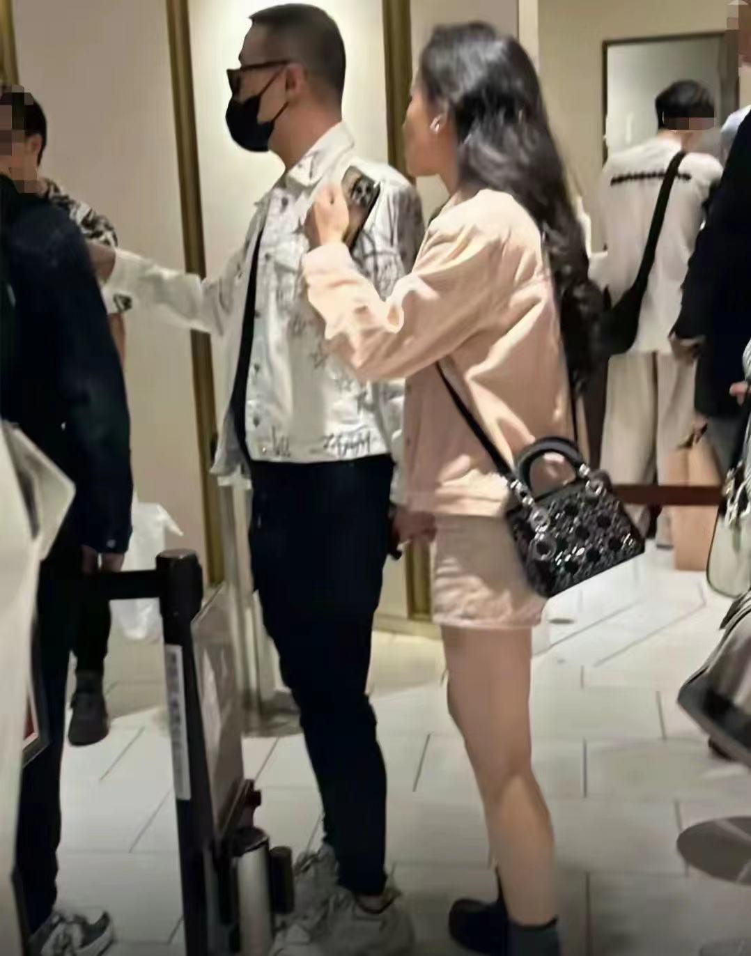 汪峰最新官方消息,汪峰森林北在新疆騎馬 18