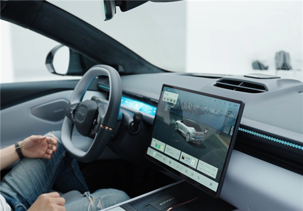 領(lǐng)克的純電車(chē)來(lái)了 想買(mǎi)極氪001的該糾結(jié)了