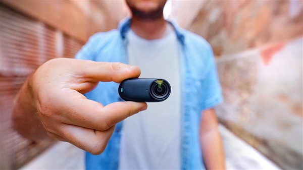 1598元起 影石Insta360發(fā)布4K相機(jī) 僅拇指大小