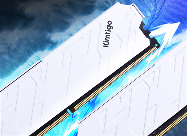 349元起 金泰克速虎白月光內(nèi)存開(kāi)售：純白外觀設(shè)計(jì) 全鋁外殼