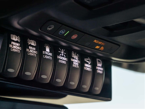 163萬(wàn)！Rezvani Arsenal防彈車發(fā)布：可選軍用套件、B6裝甲