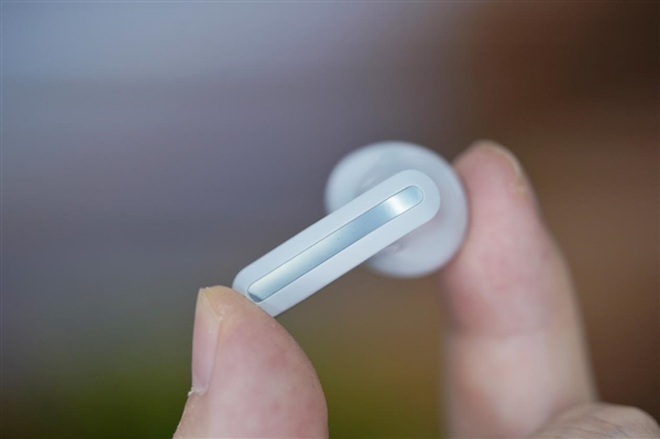 33小時(shí)超長續(xù)航！Redmi Buds 6S圖賞