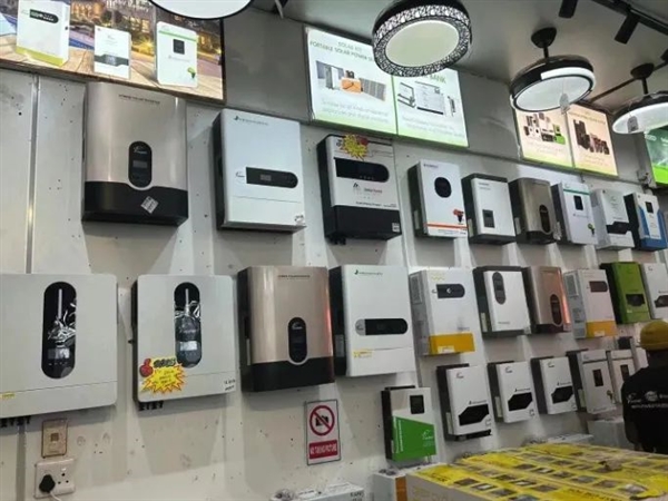 在非洲 沒(méi)電的日子 全靠這些中國(guó)企業(yè)了！華為都被卷走