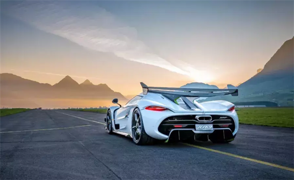 電車靠邊站！科尼賽克Jesko打破0-400-0km/h世界紀(jì)錄：僅用27.83秒