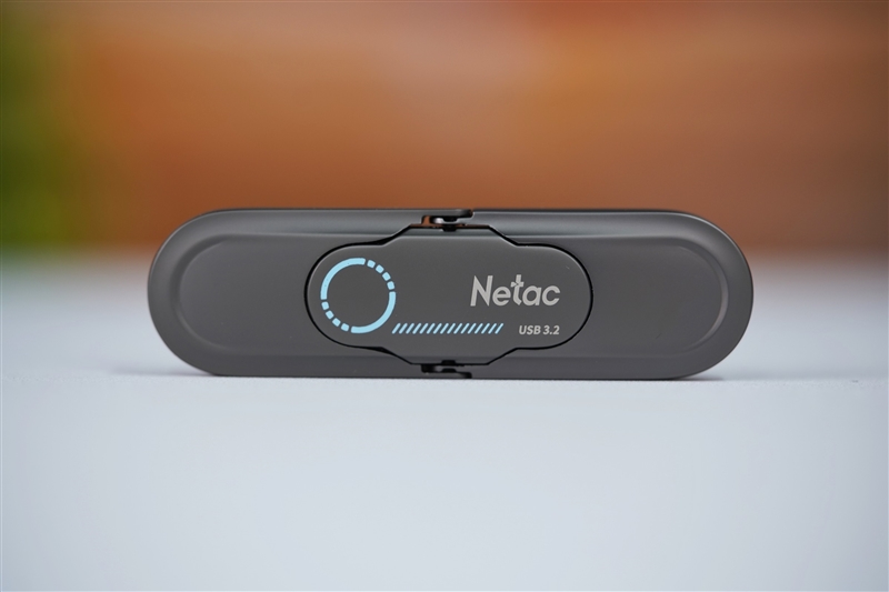 朗科US9固態(tài)U盤評測：雙接口超方便、1GB/s讀寫兩倍于SATA SSD