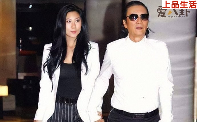 coco為什么會(huì)喜歡上謝賢