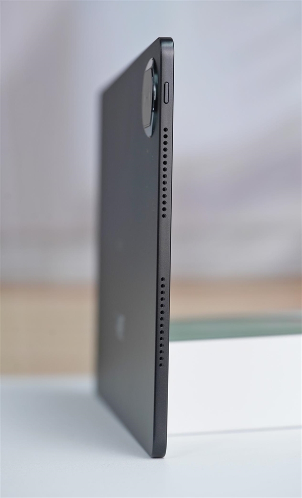 3K 144Hz OLED大屏！榮耀平板MagicPad2圖賞