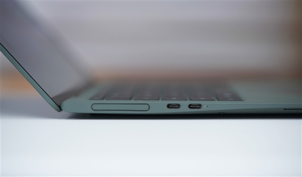 全球首發(fā)磁吸攝像頭！榮耀MagicBook Art 14圖賞