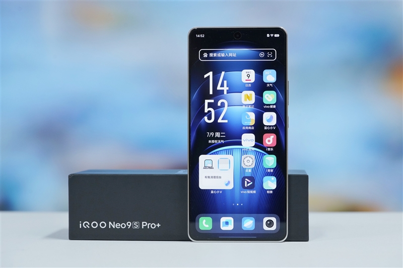 暑期檔強(qiáng)第三代驍龍8性能旗艦來(lái)了！iQOO Neo9S Pro+評(píng)測(cè)：3K價(jià)位不二之選