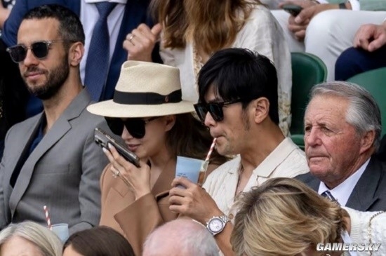 周杰倫昆凌夫婦合影阿湯哥：杰倫瘦身成功 顏值恢復(fù)