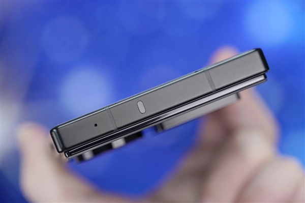 完美真全面屏！努比亞Z60 Ultra領(lǐng)先版圖賞