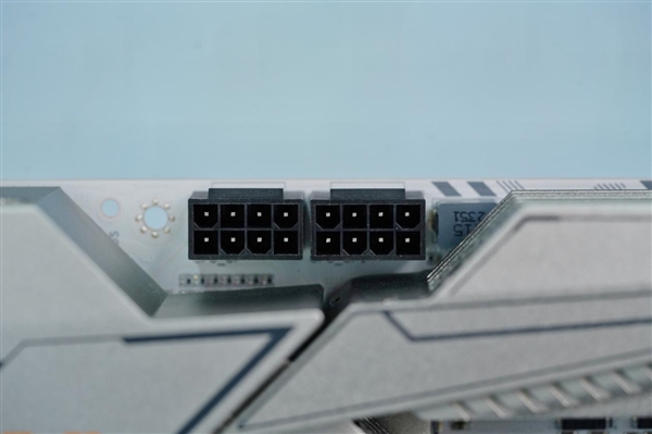 支持i9-14900K！七彩虹VCN Z790D5 ARK FROZEN方舟主板圖賞