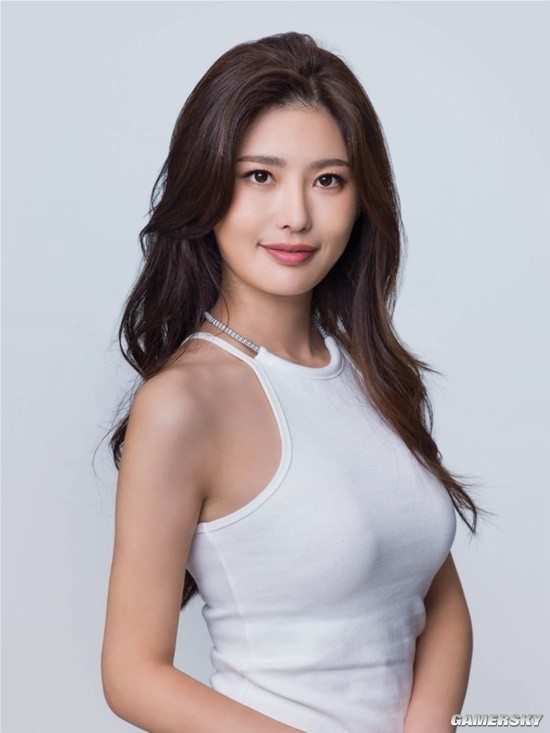 2024香港小姐公布15強照公布 網(wǎng)友集體圍觀：這屆確實比之前漂亮