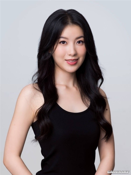 2024香港小姐公布15強照公布 網(wǎng)友集體圍觀：這屆確實比之前漂亮