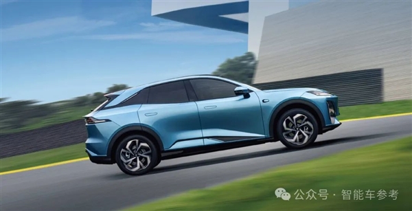 史上便宜華為智駕車！深藍(lán)S07視覺(jué)輕松挑戰(zhàn)重慶魔鬼高架