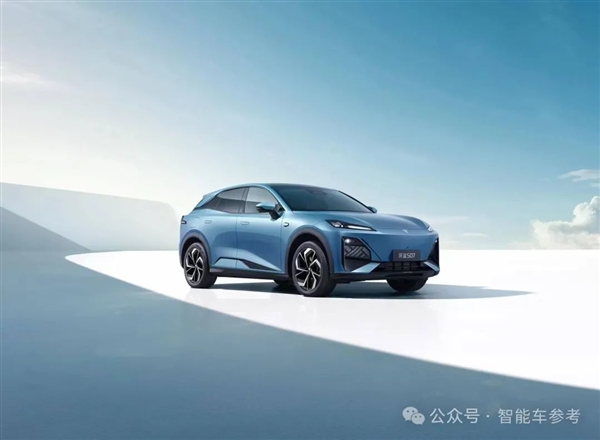 史上便宜華為智駕車！深藍(lán)S07視覺(jué)輕松挑戰(zhàn)重慶魔鬼高架