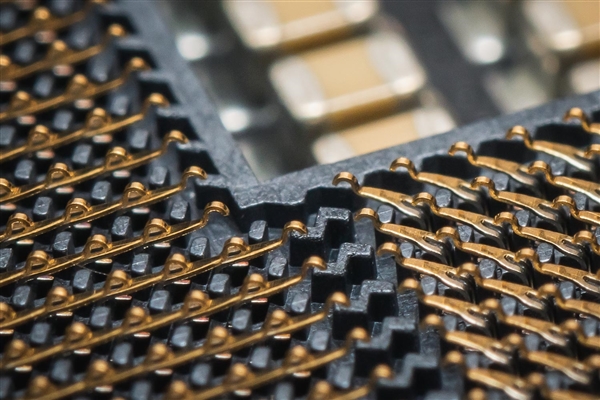 美國加速補(bǔ)短板！芯片補(bǔ)貼密集砸向先進(jìn)封裝