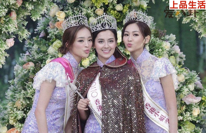 謝嘉怡經(jīng)歷