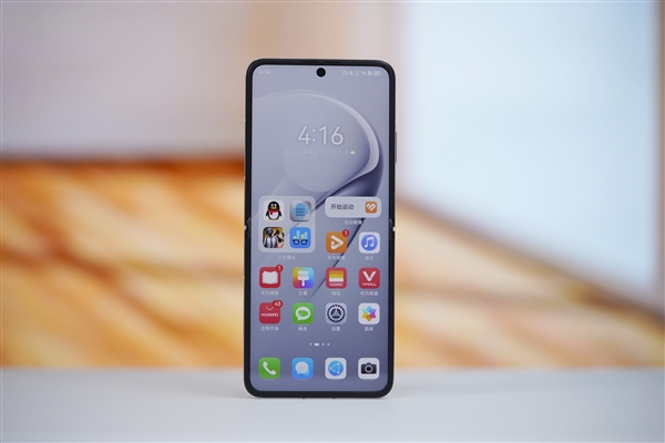 華為首款nova小折疊！nova Flip圖賞