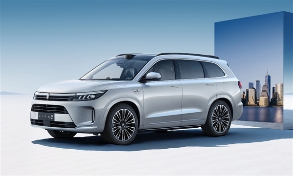 余承東回應(yīng)山西運(yùn)城問界M7車禍：AEB不能100%避免事故發(fā)生 極限場(chǎng)景神仙都做不到