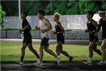 Uzi將參加巴黎奧運(yùn)會(huì)全民馬拉松：8月11日開跑