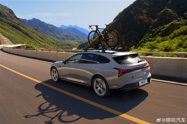 全球唯一超級增程C級智能獵裝轎車！哪吒S獵裝車官圖公布