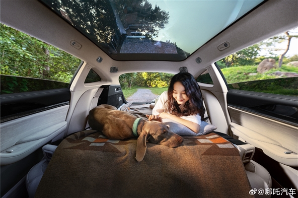 全球唯一超級增程C級智能獵裝轎車！哪吒S獵裝車官圖公布