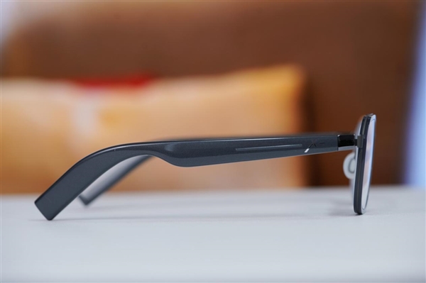 30.9克超輕設計！界環(huán)AI音頻眼鏡圖賞