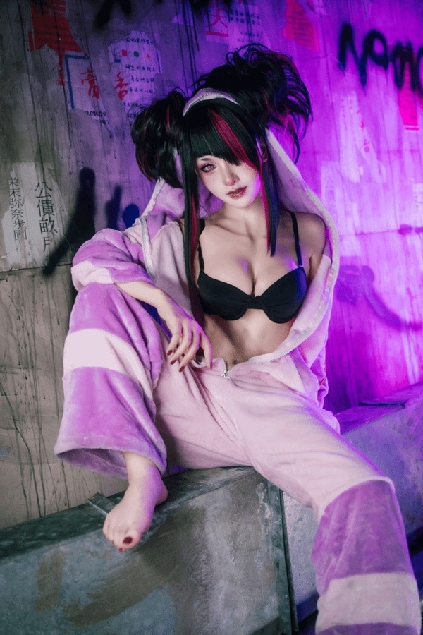 《街頭霸王6》韓蛛俐Cos美圖欣賞：邪魅甜美 身材火辣