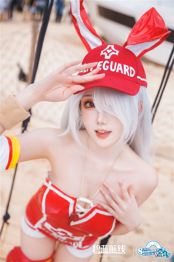 《碧藍(lán)航線》港區(qū)盛夏清涼節(jié)返圖：Coser風(fēng)姿絕美