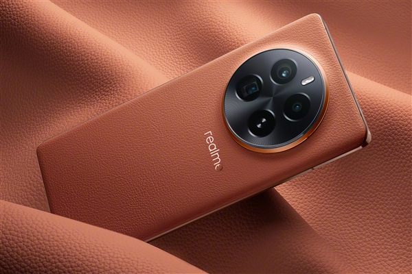 驍龍8 Gen4超級旗艦！真我GT7 Pro預(yù)熱：年底登場