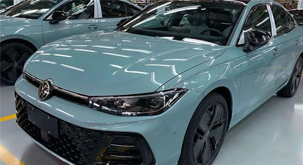 全新大眾帕薩特PRO將于成都車展首發(fā)：新款老款有望同臺銷售