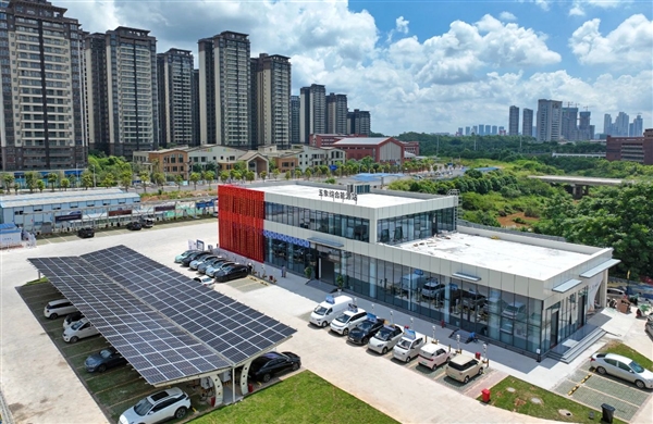 充電快1秒1公里！廣西首個(gè)光儲超充放綜合能源站投運(yùn)