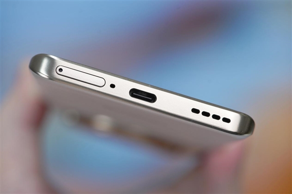 首發(fā)全新索尼超光影潛望長焦！真我13 Pro+圖賞