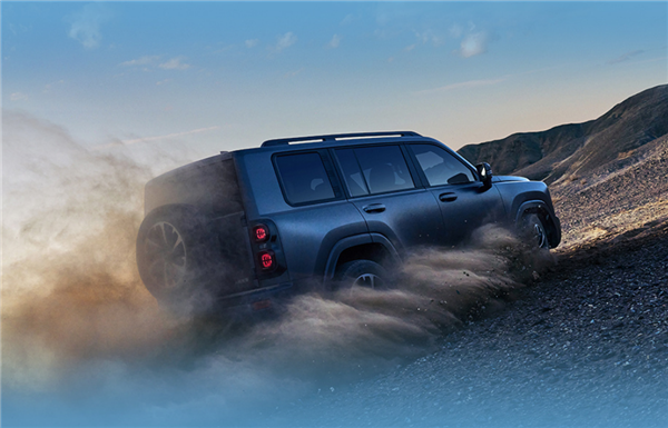 20萬級國產(chǎn)越野之王！新一代哈弗H9開賣：20.59萬起