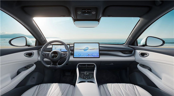 年輕人首款鋼炮！比亞迪海豹06 GT預(yù)售15-20萬：上市時間也定了