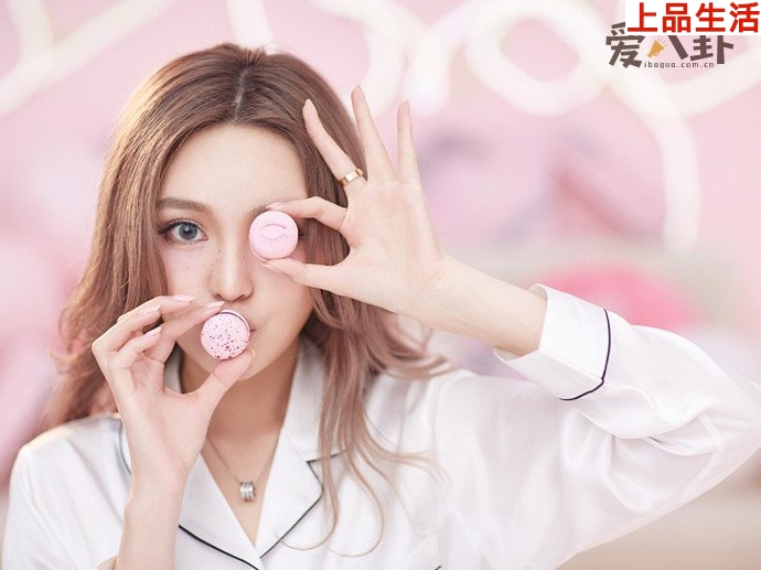 周揚青整容整了多少次