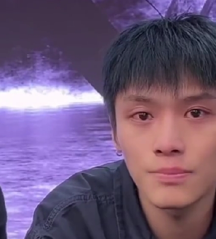 小楊哥哭了 辛巴痛斥：裝可憐是網紅慣用手段