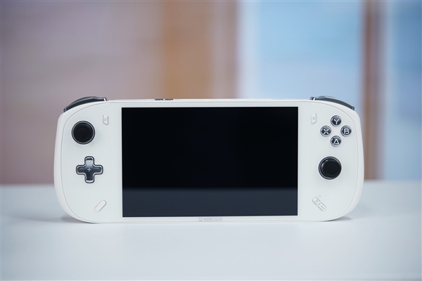 全球第二款酷睿Ultra掌機！AOKZOE A2 Ultra圖賞