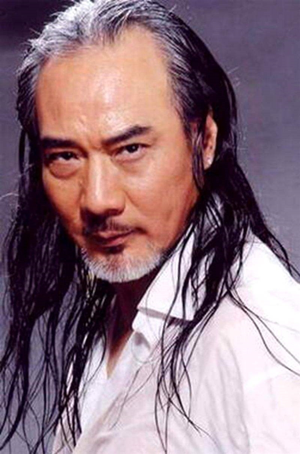 香港武俠明星徐少強去世:曾出演《武狀元蘇乞兒》