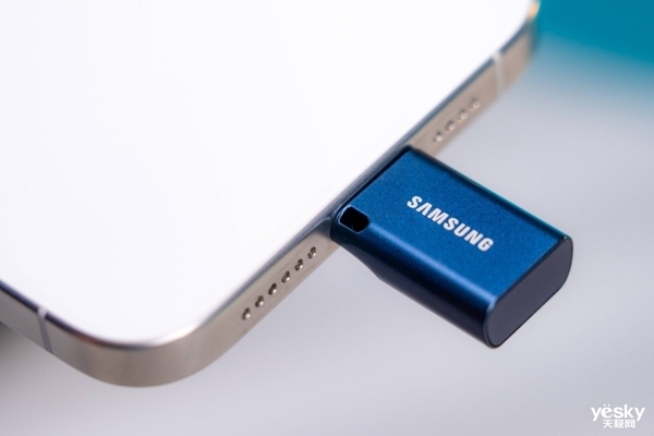 128G iPhone絕配！三星Type-C閃存盤上手：蘋果擴容神器
