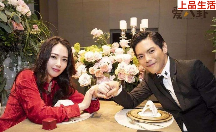 向佐和郭碧婷目前還沒有領(lǐng)證結(jié)婚