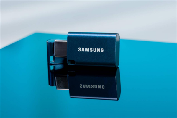 128G iPhone絕配！三星Type-C閃存盤上手：蘋果擴容神器