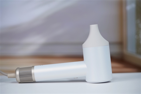 內(nèi)含米家保溫杯 米家高速吹風(fēng)機(jī)H501白金禮盒圖賞